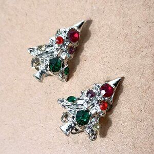 VTG Silver Tone Christmas Tree Clip On Earrings Color Gems Red Green Orange